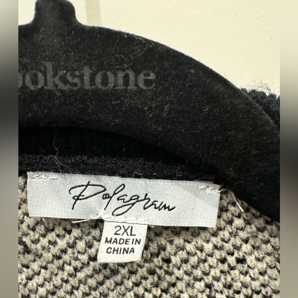 The Alleman Floral Cardigan in Black in 2xl - Picture 4 of 6